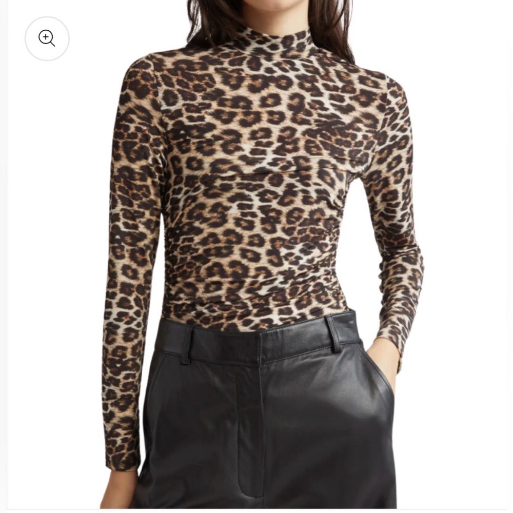 Farm Rio Leopard Print Natural Skin Jersey Blouse - Picture 1 of 7